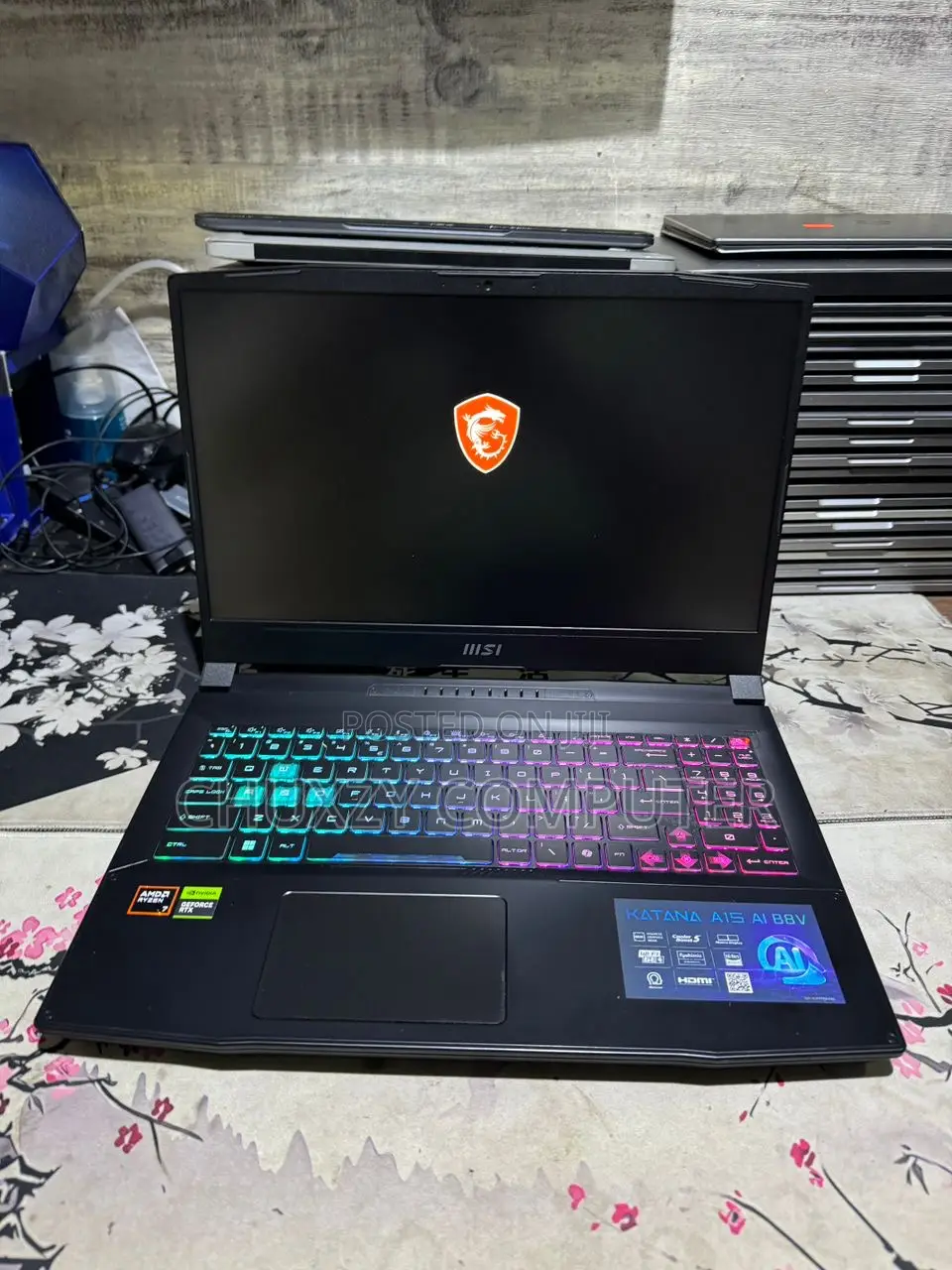 Laptop MSI Katana 15 16GB Intel Core I7 SSD 1T