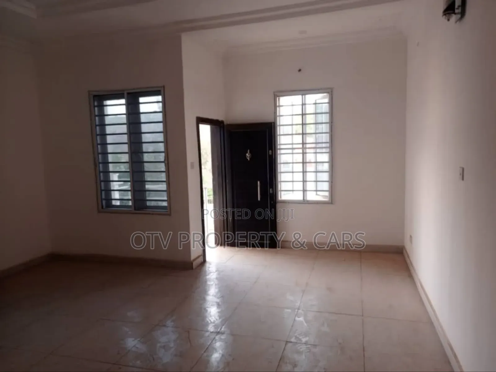 Furnished 5bdrm Townhouse / Terrace in Guzape District for rent