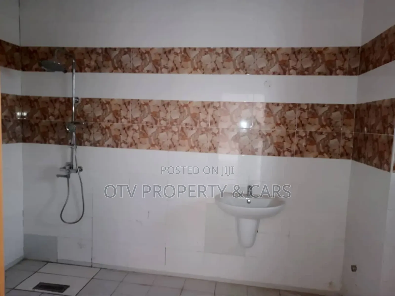 Furnished 5bdrm Townhouse / Terrace in Guzape District for rent