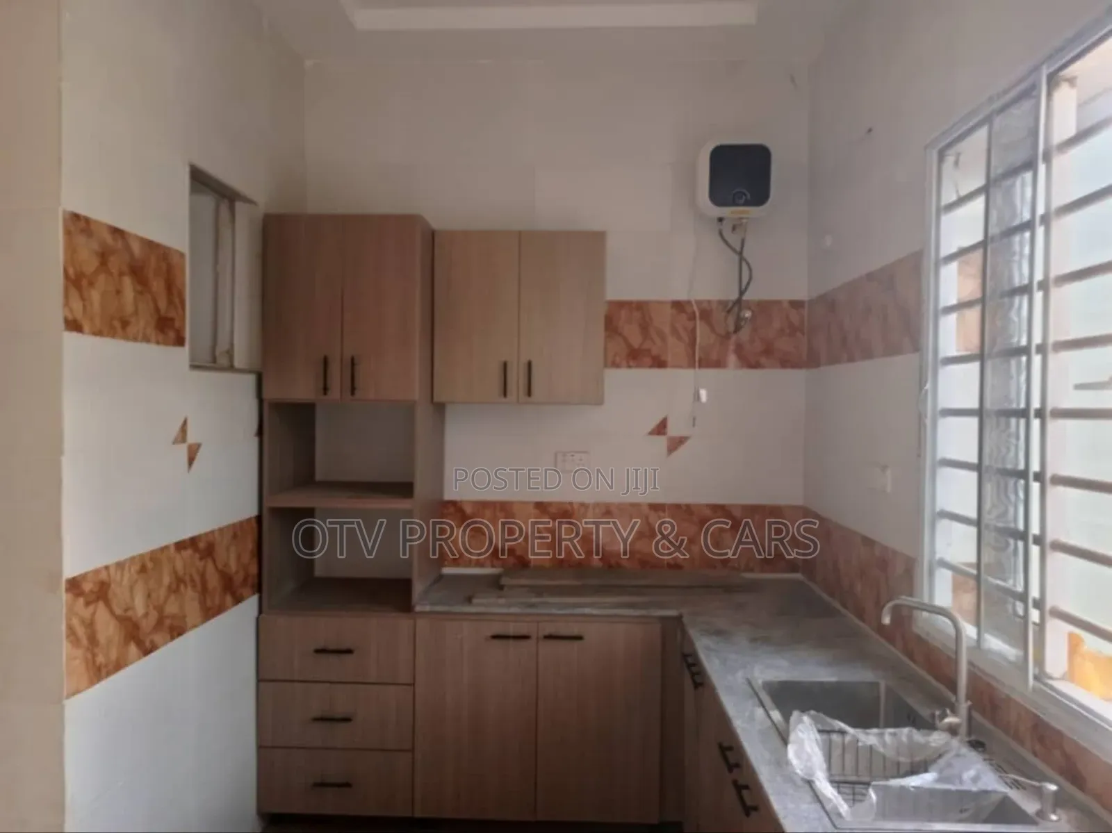 Furnished 5bdrm Townhouse / Terrace in Guzape District for rent