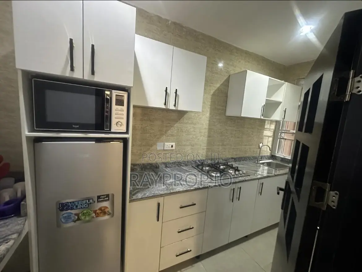 382989kd - 2 Bedroom Shortlet in Ajao Estate
