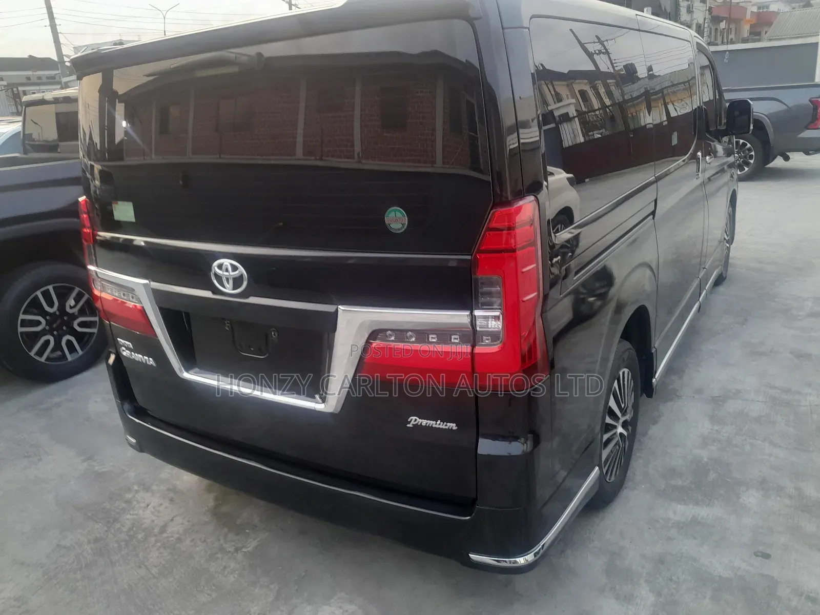Toyota Granvia 2020 Black