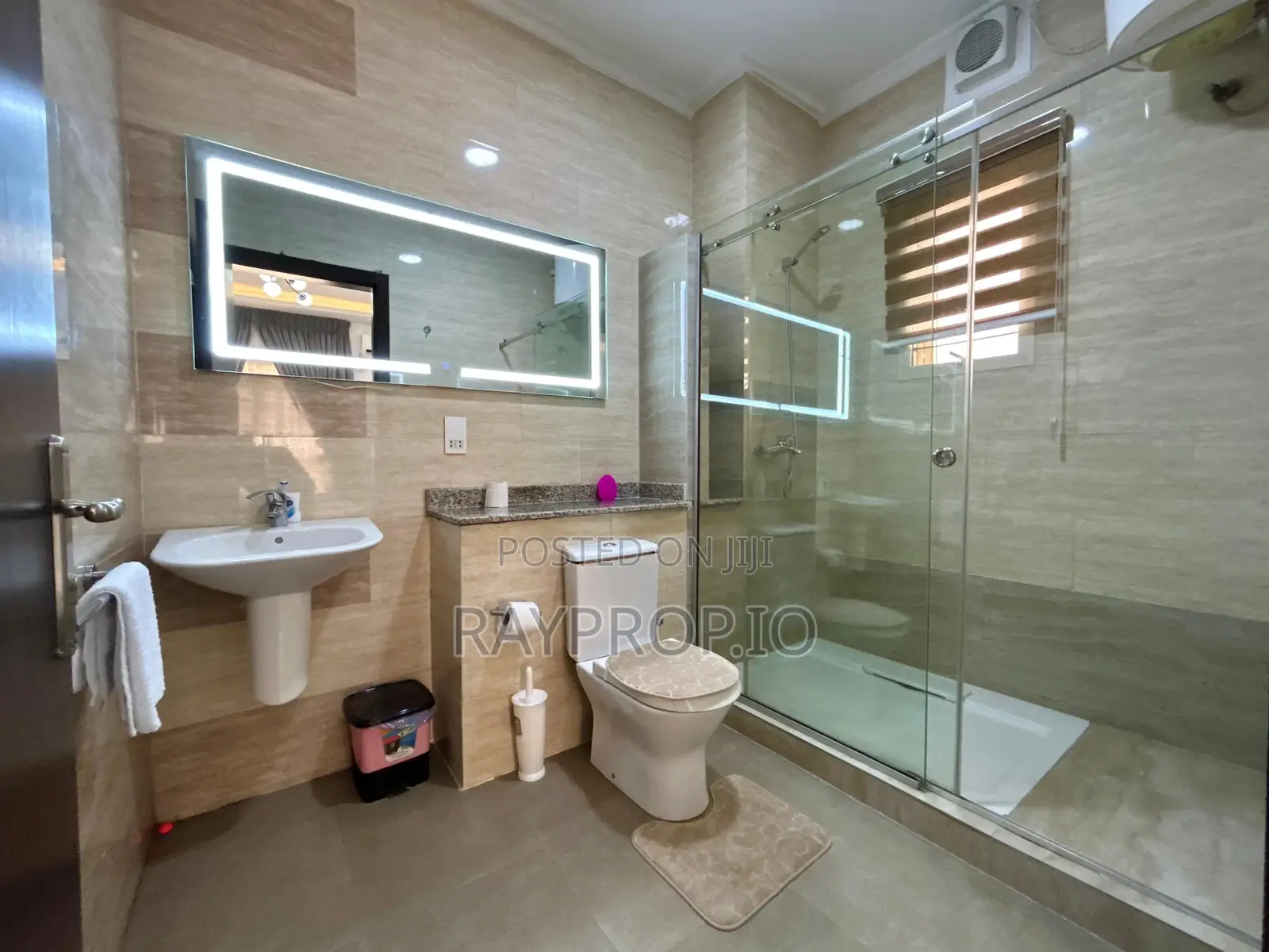 718492jt - 3 Bedroom Shortlet in Ikoyi