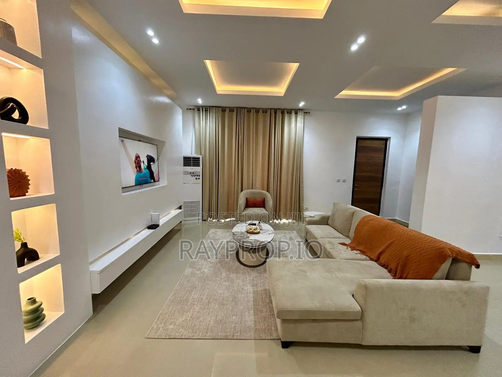 718492jt - 3 Bedroom Shortlet in Ikoyi