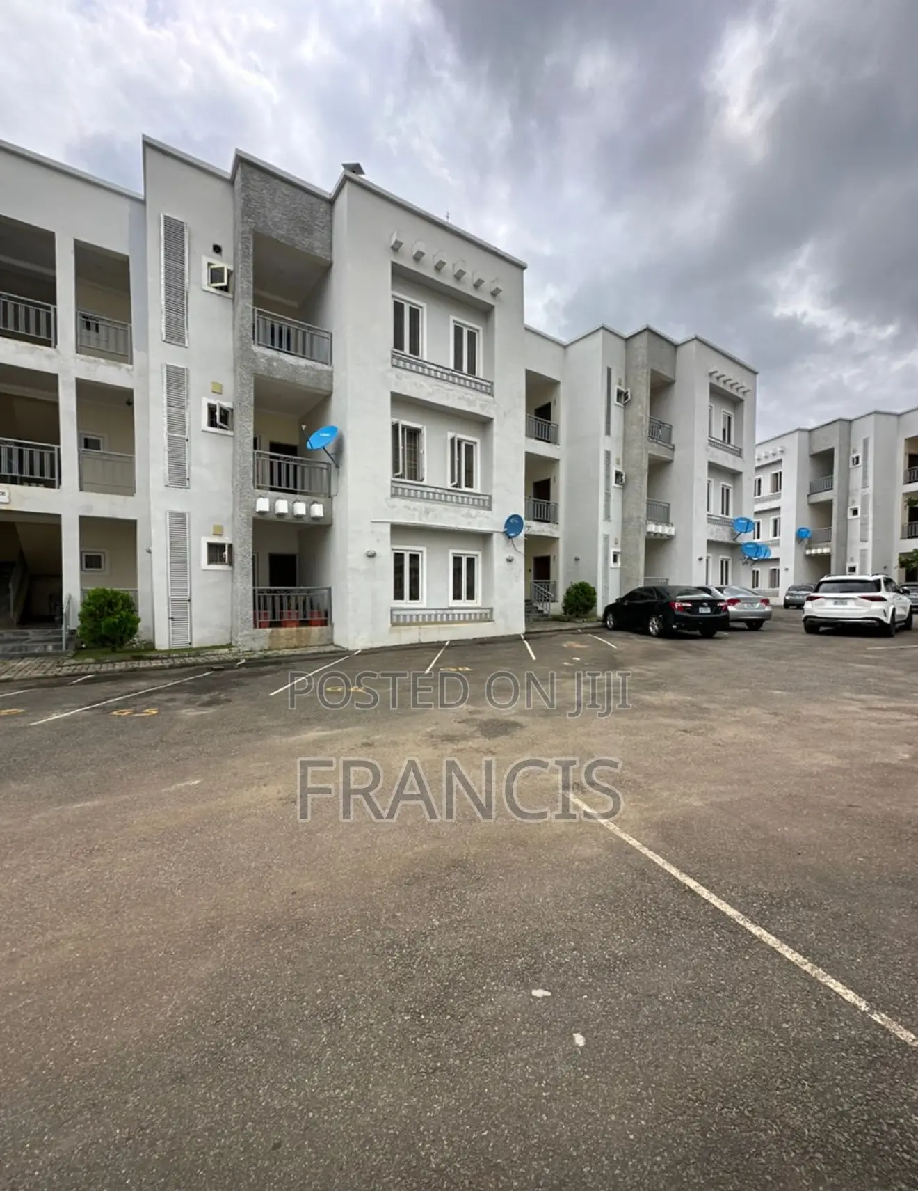 3bdrm Block of Flats in Regent Apartment, Katampe Extension for rent