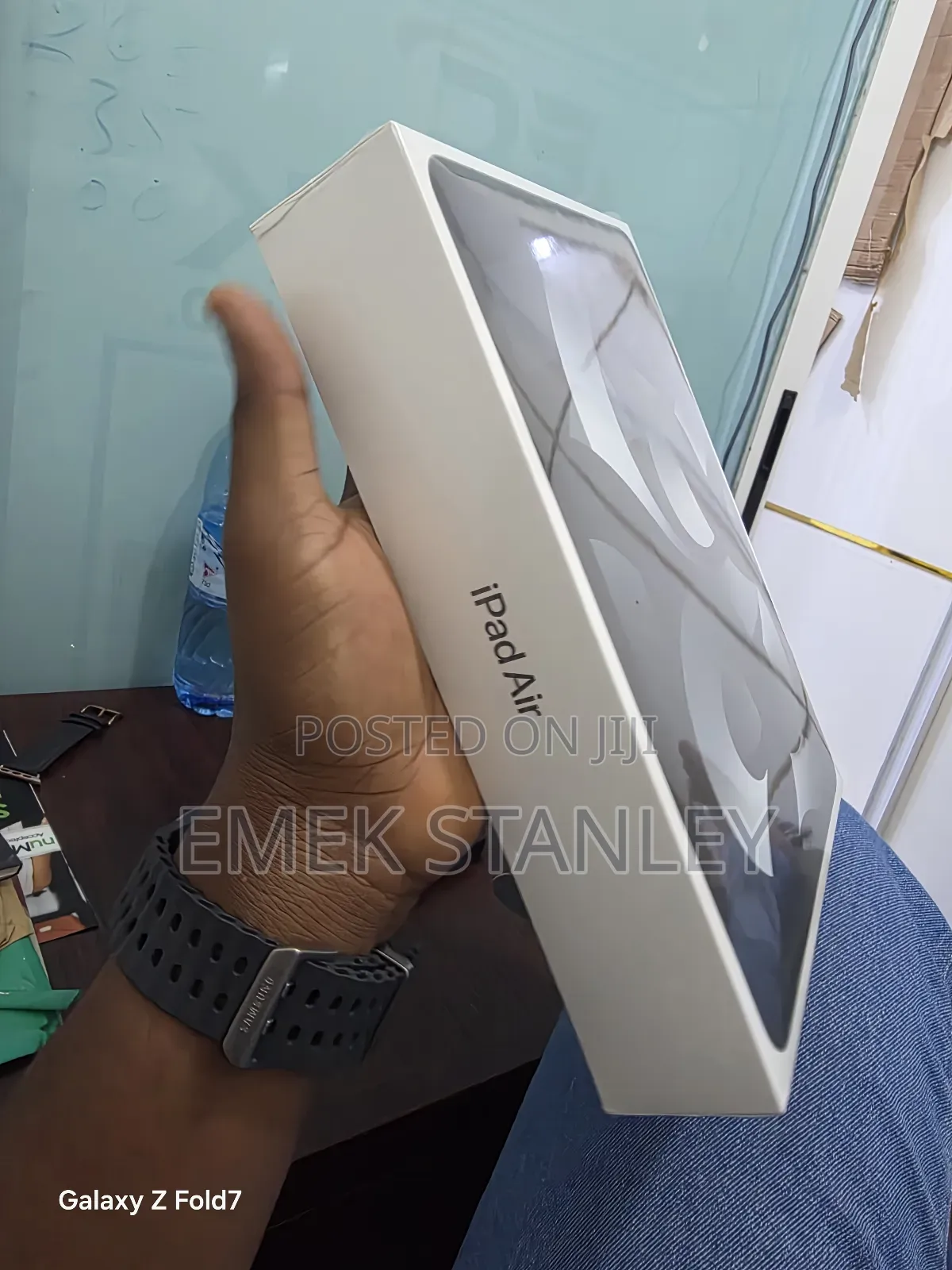 New Apple iPad Air 64 GB Gray
