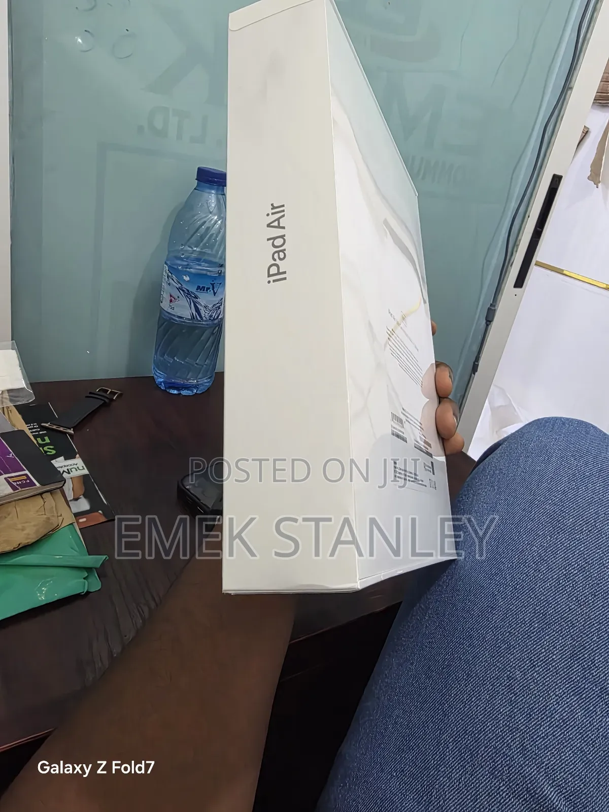 New Apple iPad Air 64 GB Gray