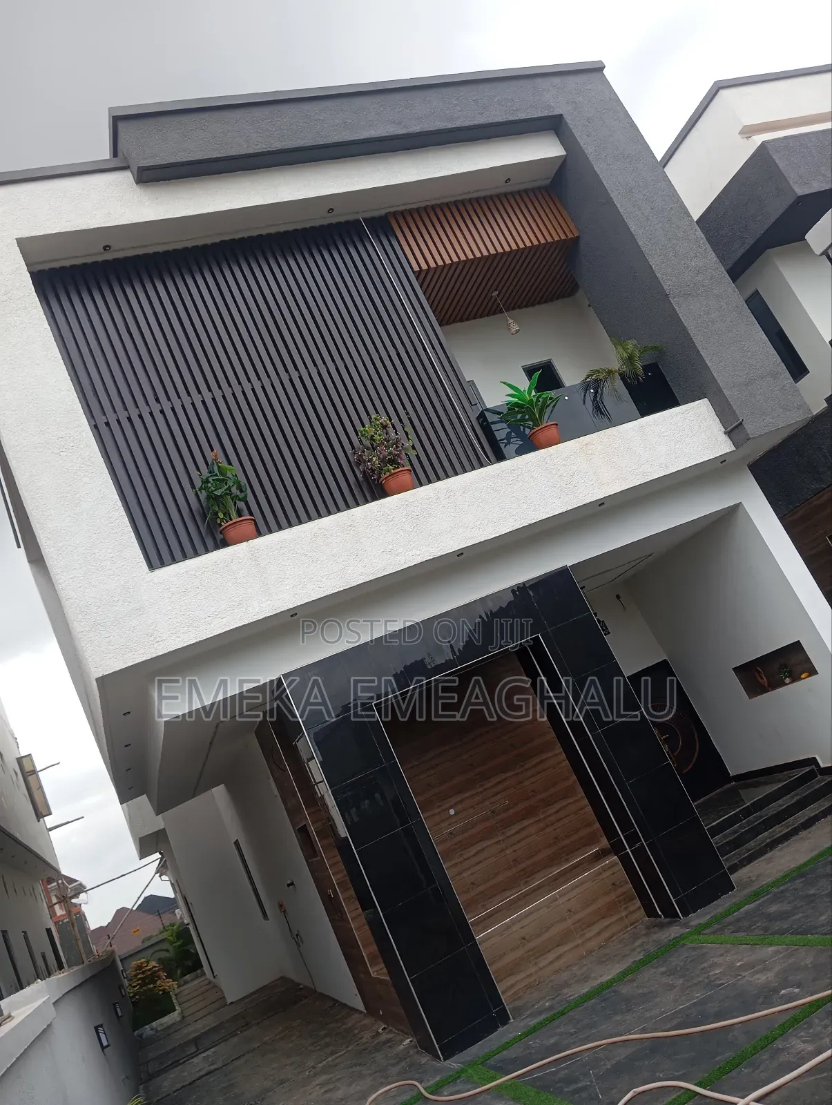 4bdrm Duplex in Wtc Estate, Enugu for sale