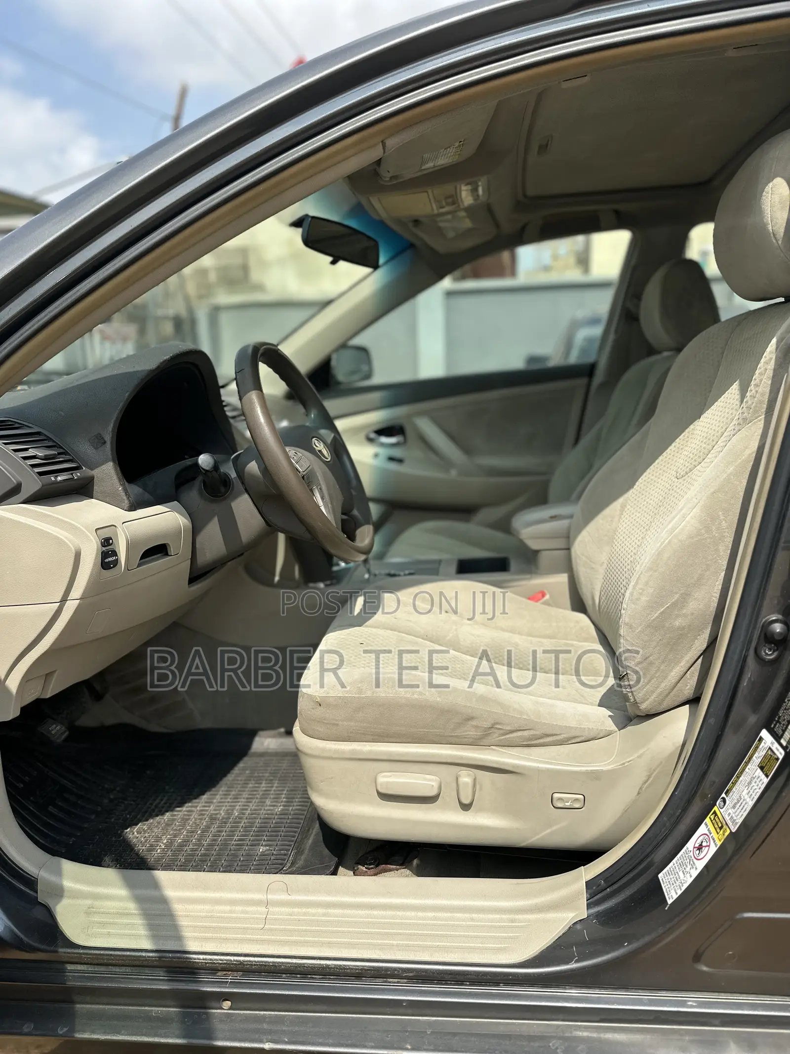 Toyota Camry LE 4dr Sedan (2.4L 4cyl 5A) 2009 Gray