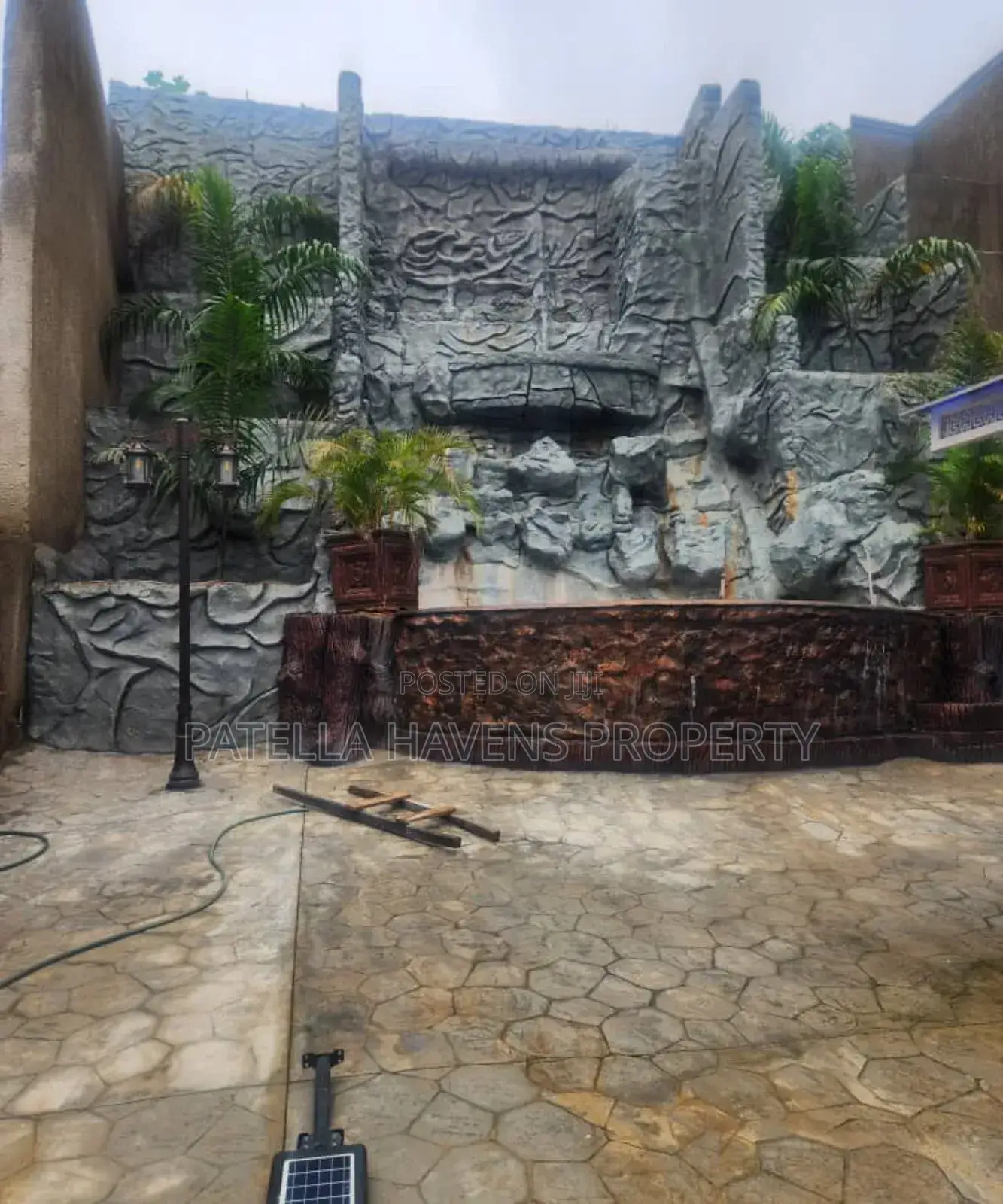 5bdrm Mansion in Guzape District for sale