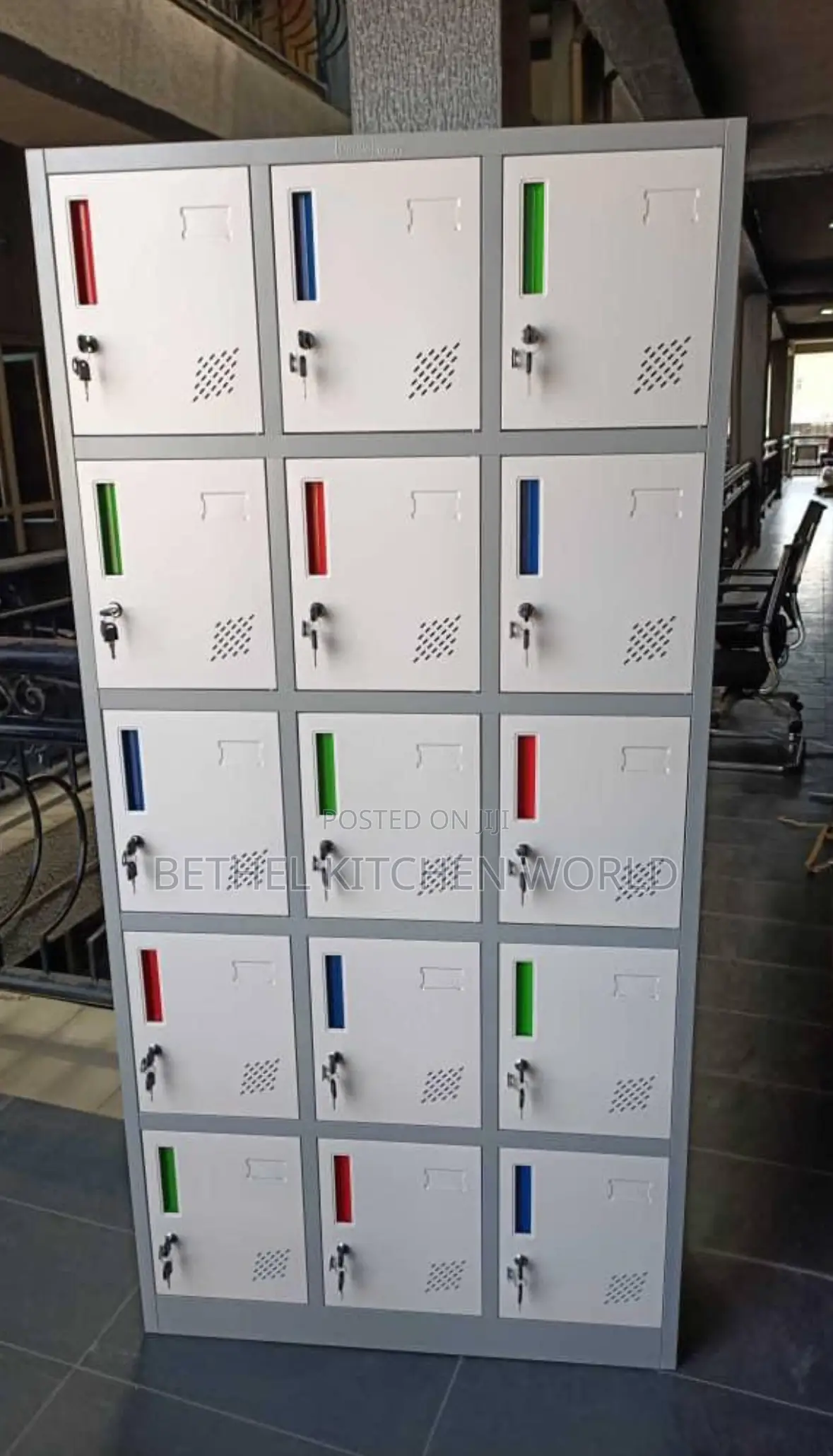 Workers 5 Step 15 Lockers