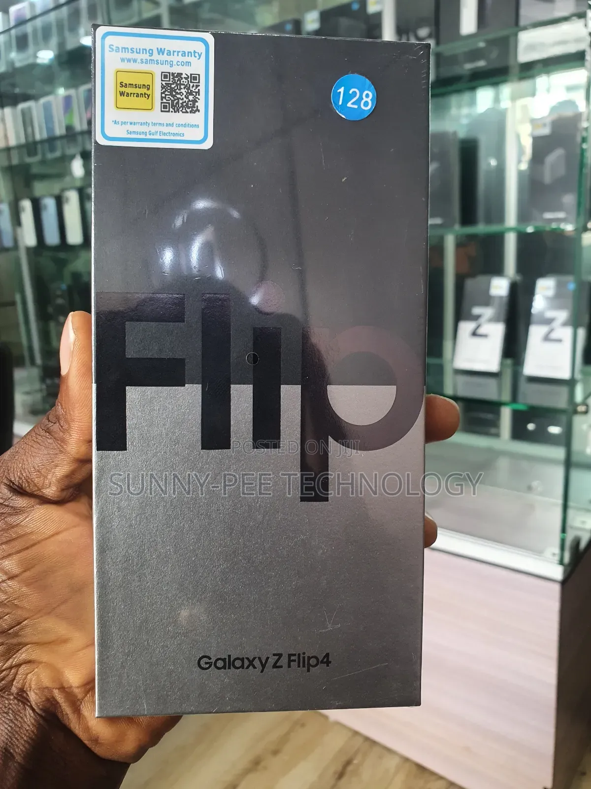 New Samsung Galaxy Z Flip4 128 GB Black