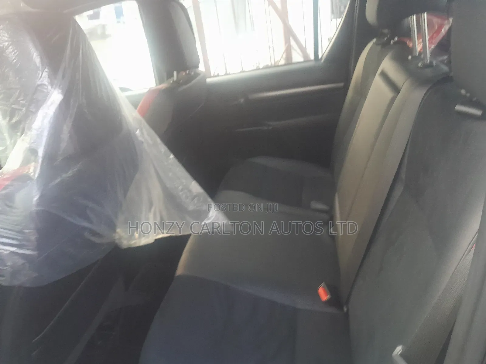 New Toyota Hilux 2023 Black