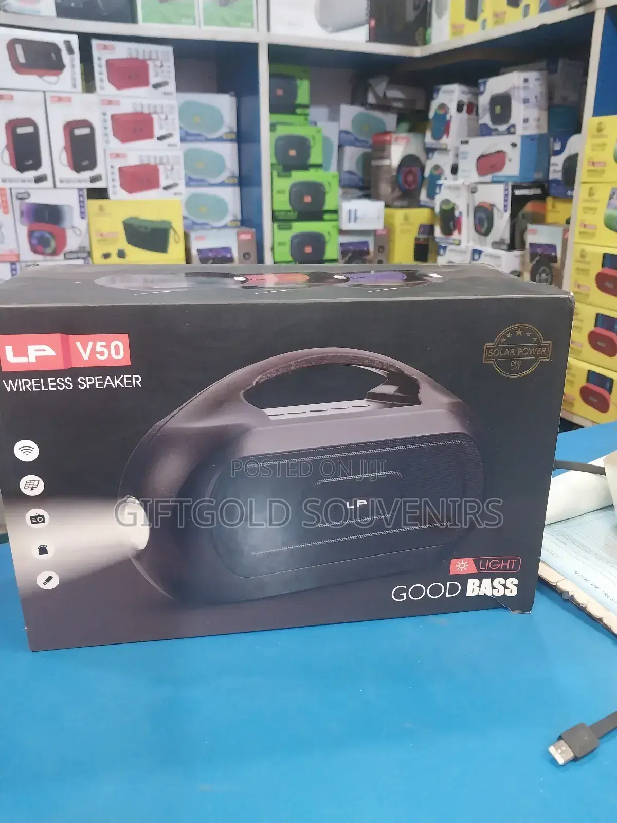 Lp V50 Wireless Speaker With Touch Light