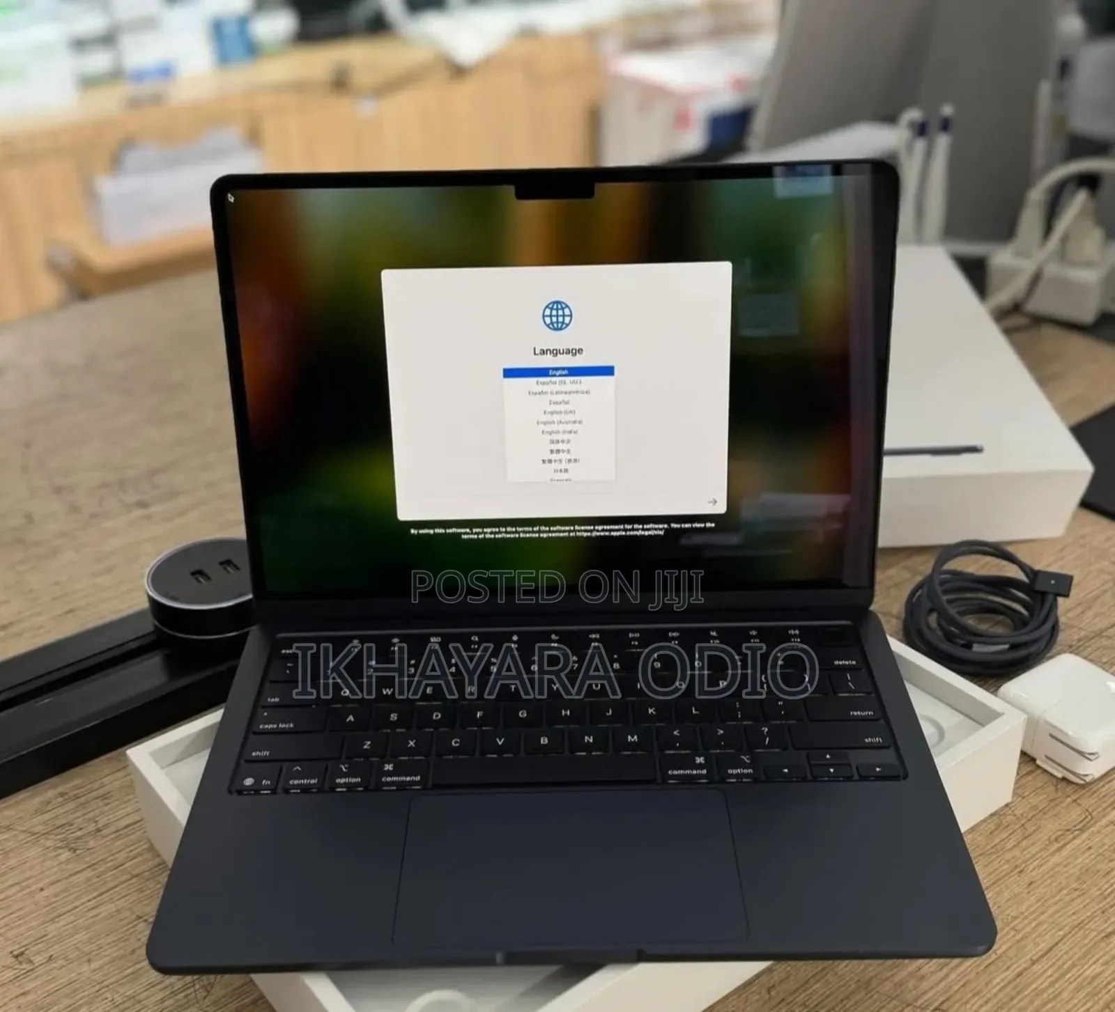 Laptop Apple MacBook Air 2025 M4 13-inch 8GB Apple M4 SSD 512GB