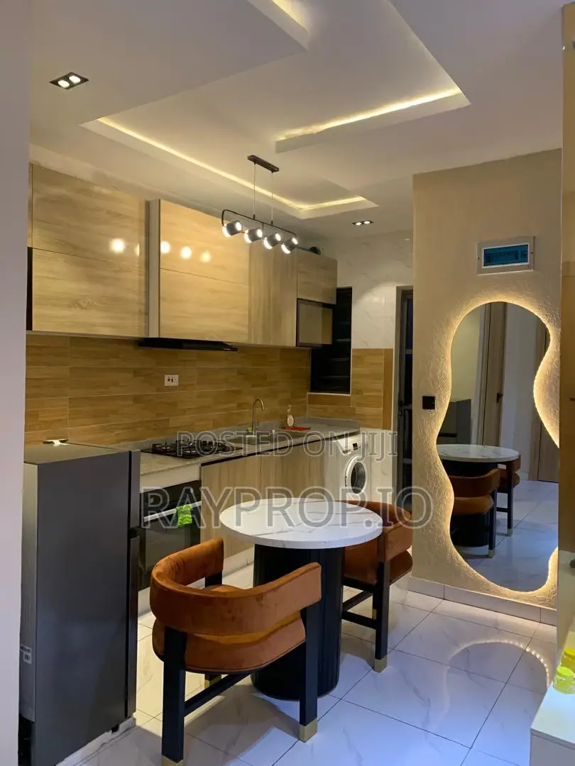 758770yl - 1 Bedroom Shortlet in Ologolo Lekki