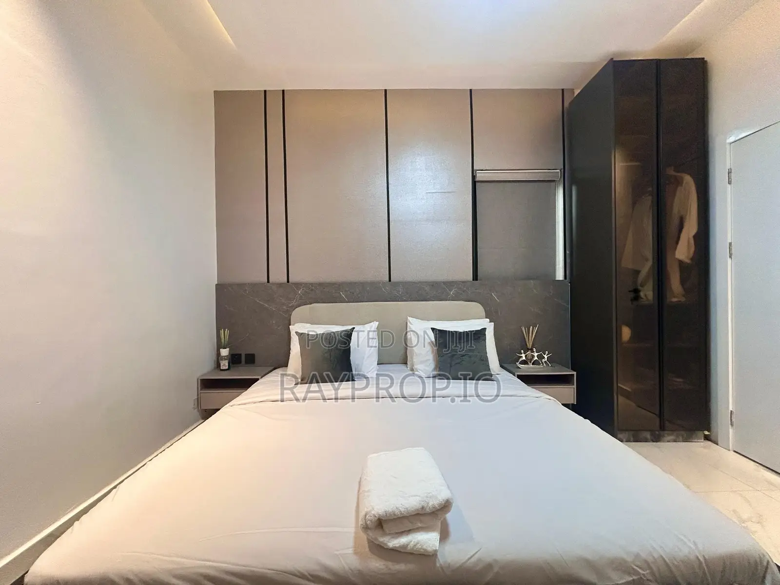 537983xn - 2 Bedroom Shortlet in Ikoyi