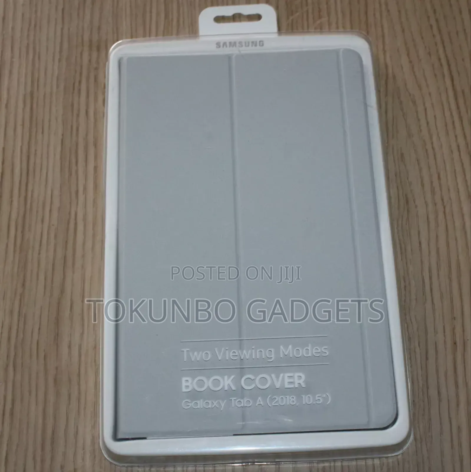 Samsung Galaxy Tab a 10.5" Book Cover
