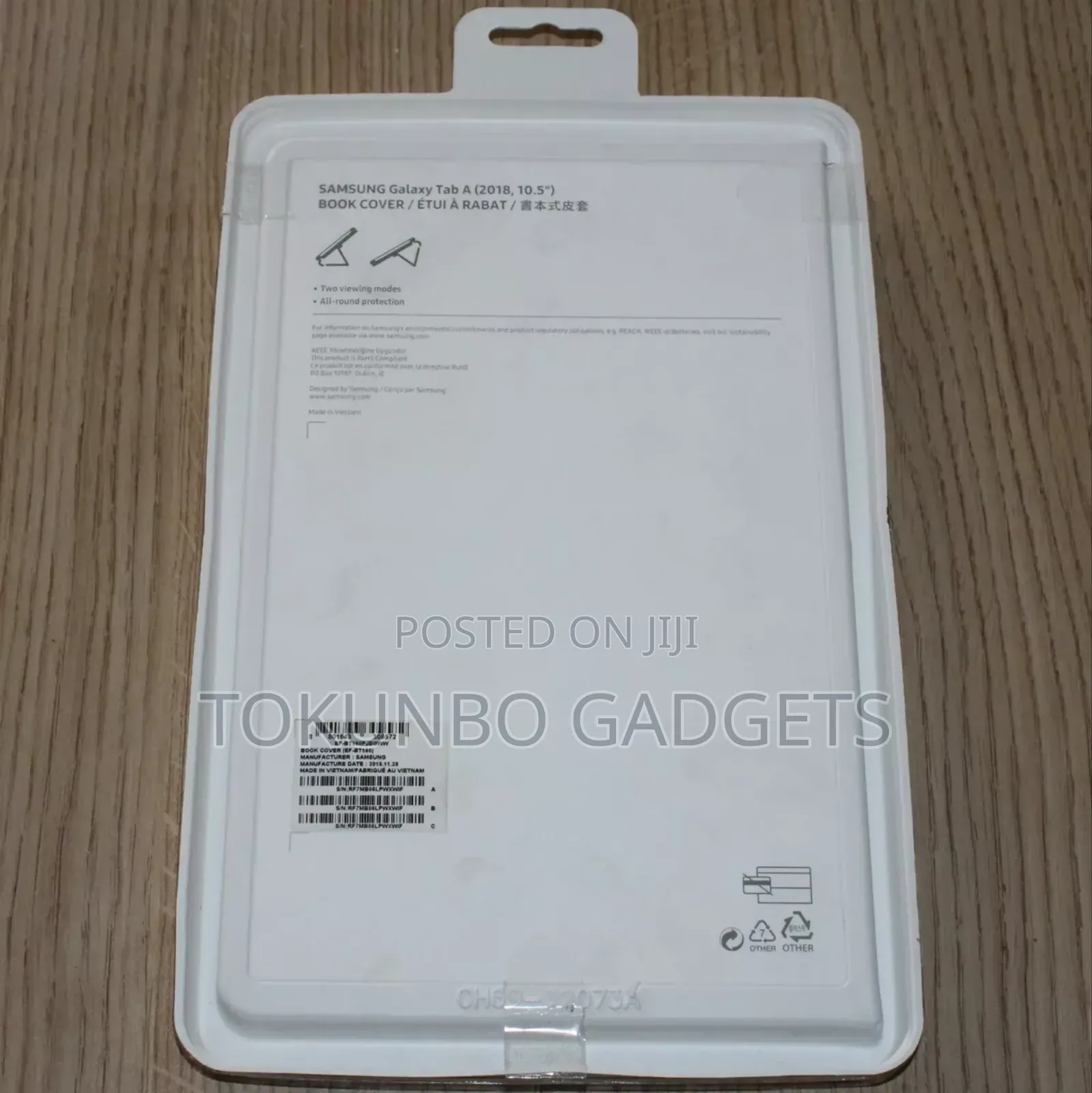 Samsung Galaxy Tab a 10.5" Book Cover
