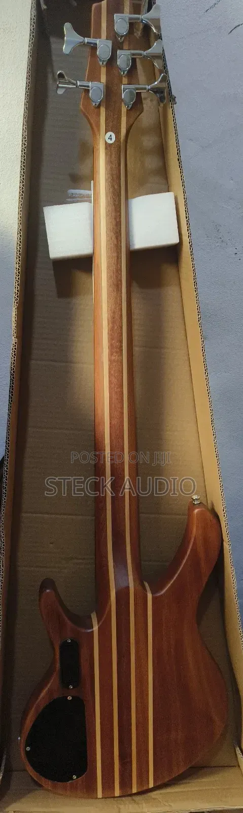 Smiger Active Bass Guitar
