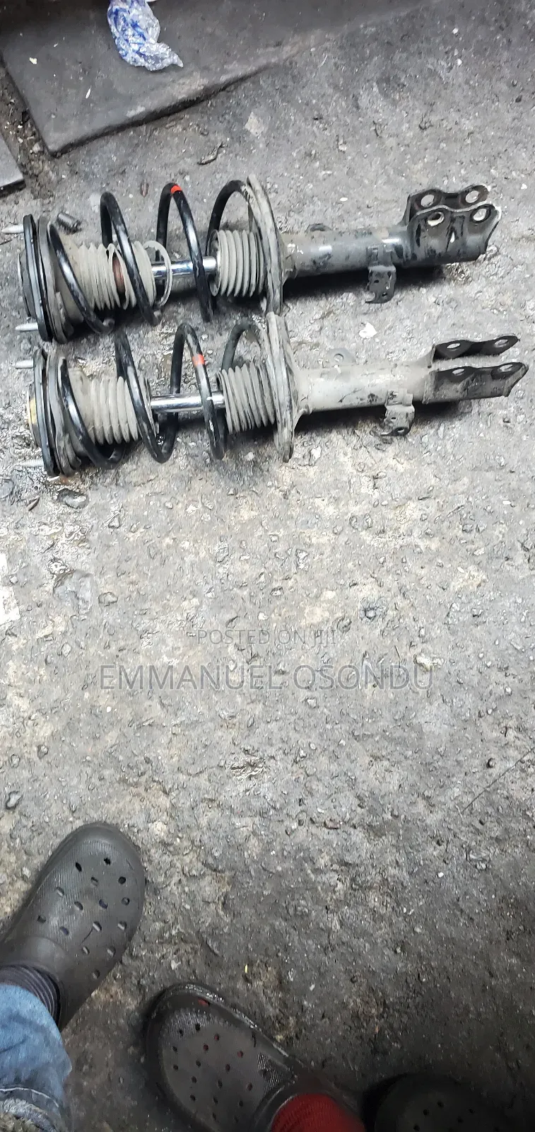 Toyota Corolla Shock 2008 to 2014