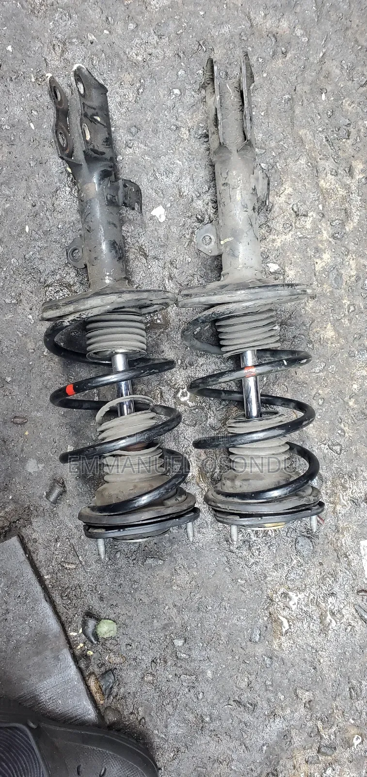 Toyota Corolla Shock 2008 to 2014