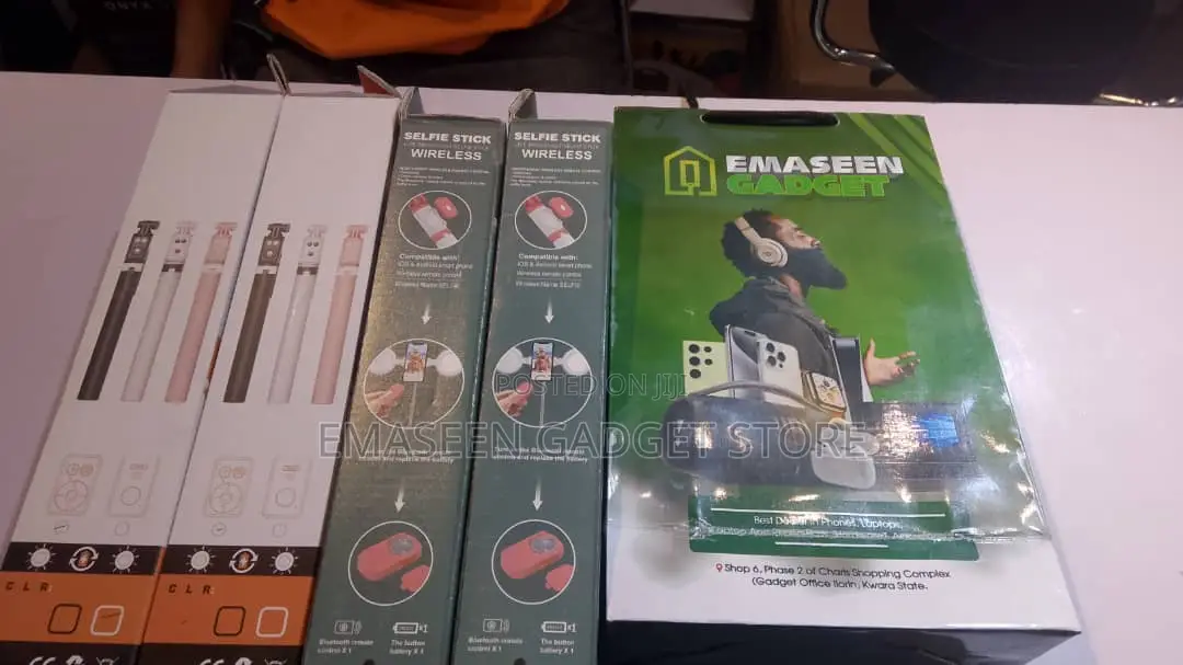 Selfie Stick Tripod With Two Fill Led Light