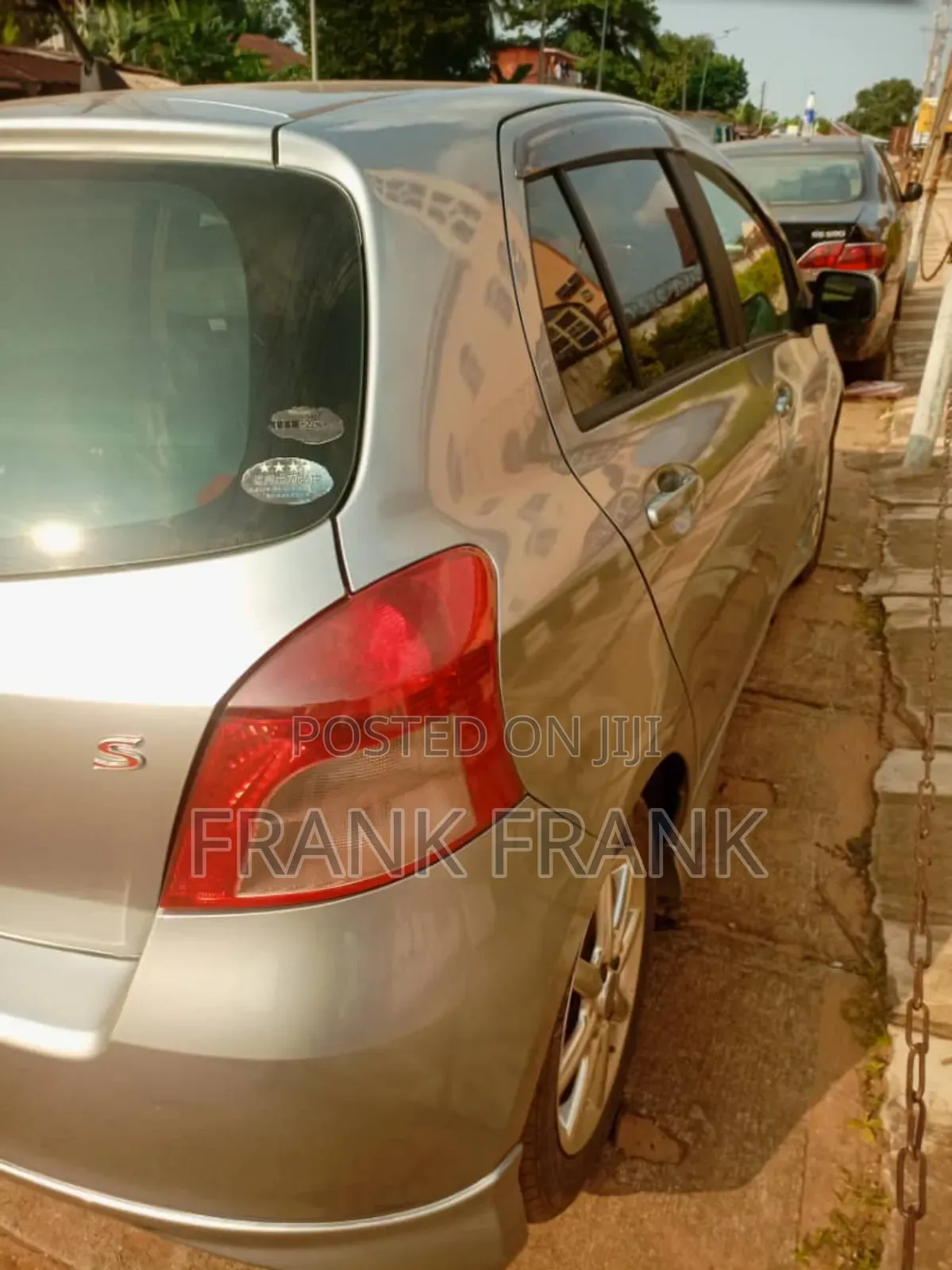 Toyota Yaris 2010 Gray