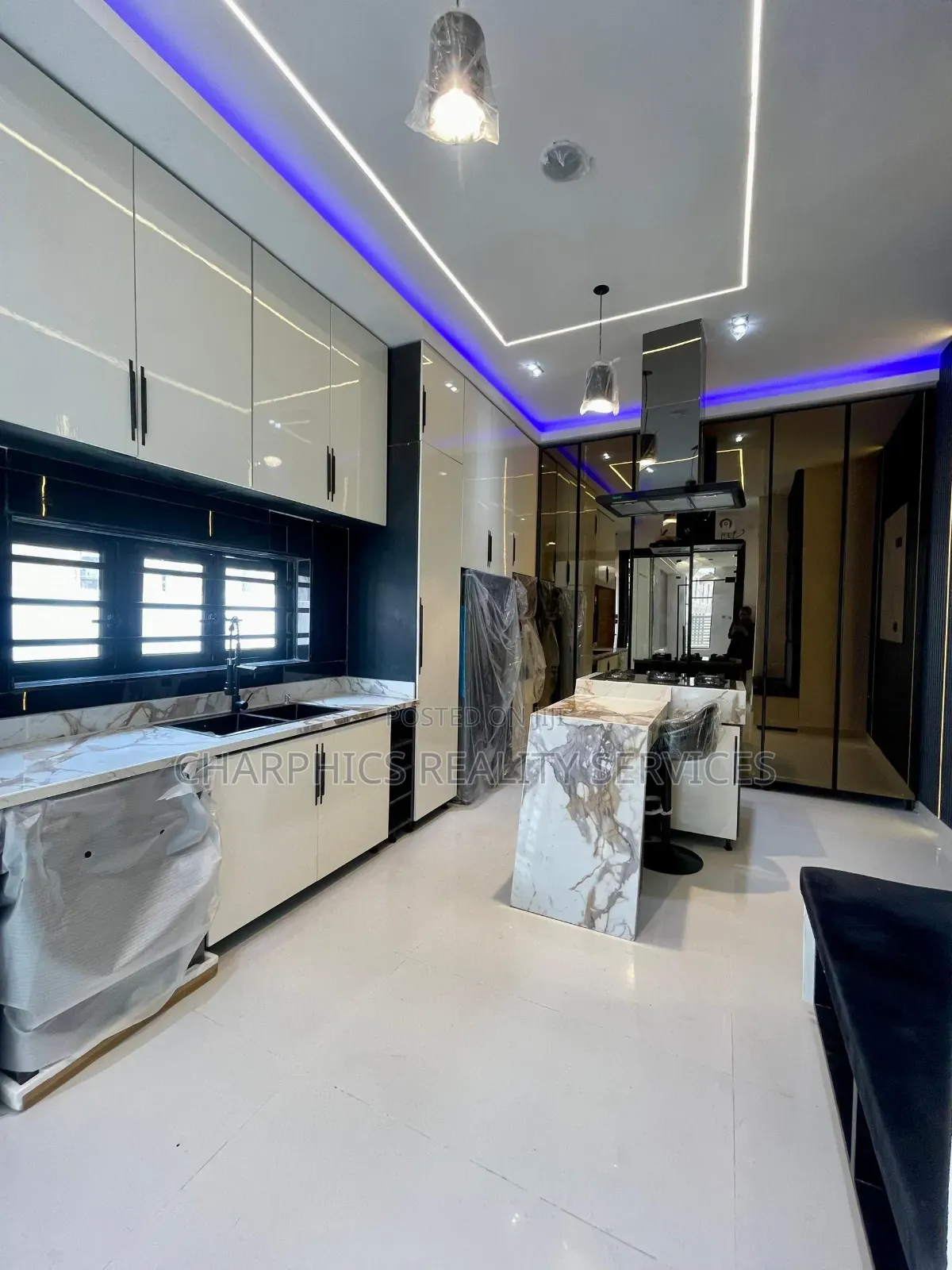 4bdrm Duplex in Lekki for sale