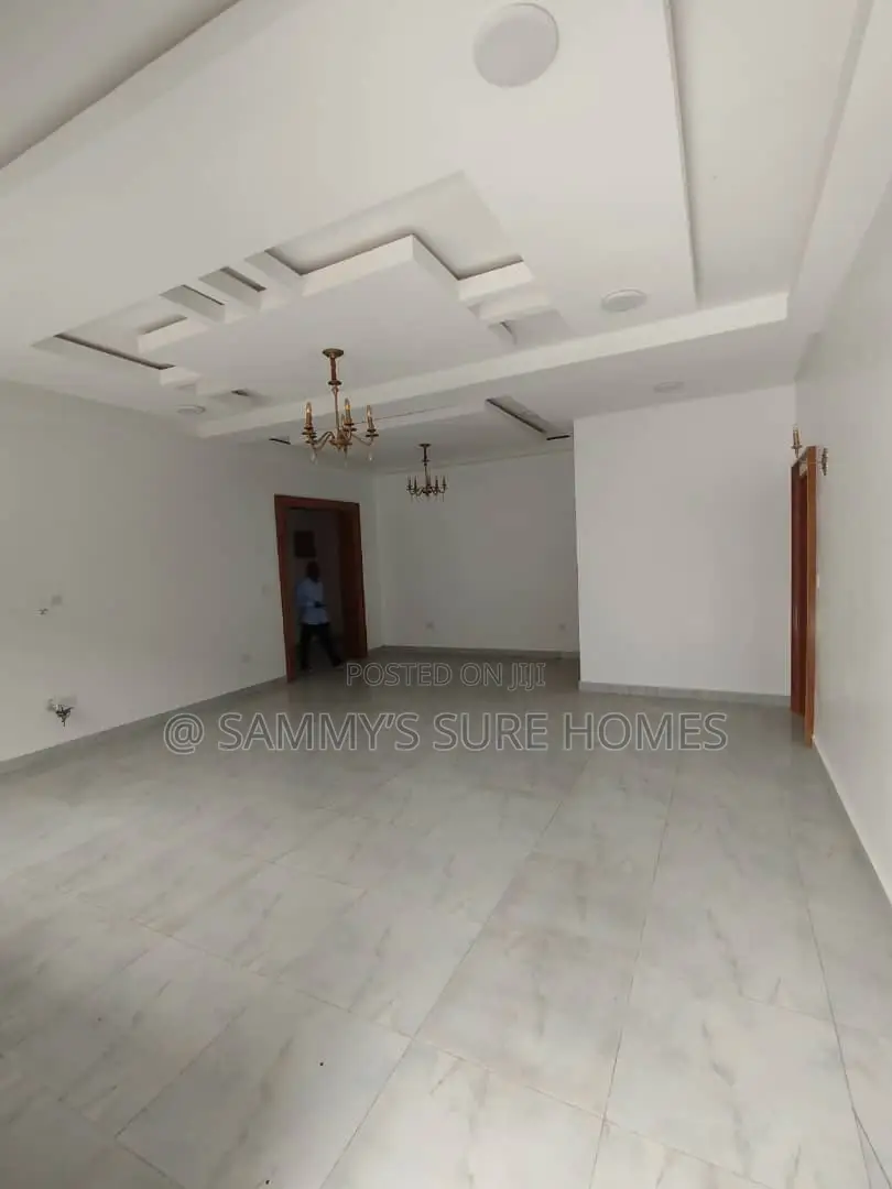 3bdrm Block of Flats in Jahi Gilmore for rent
