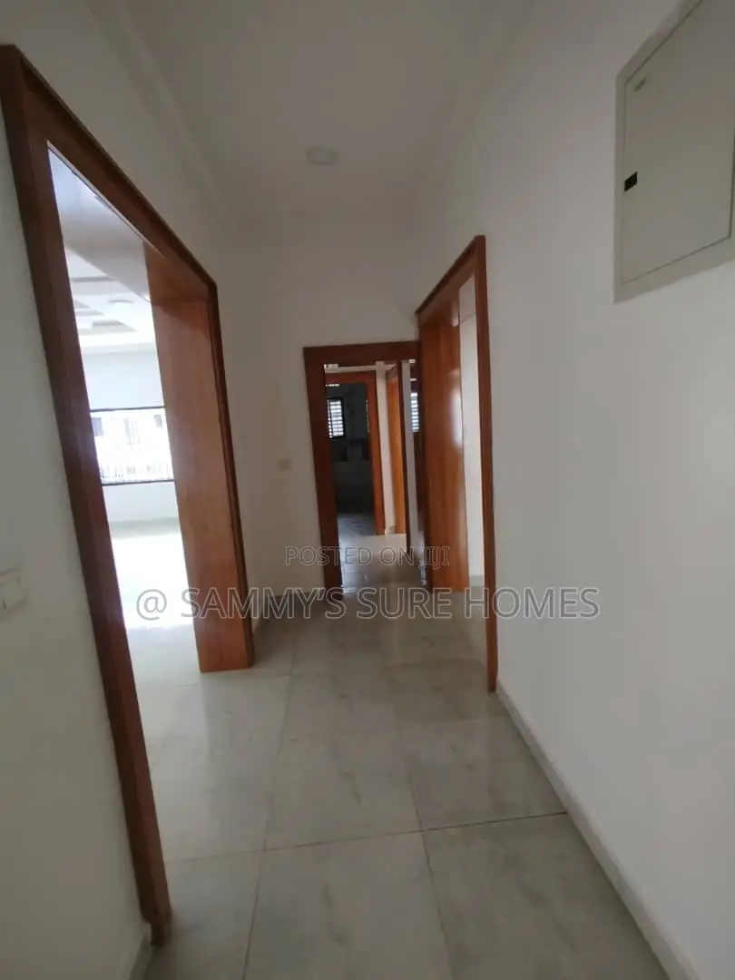 3bdrm Block of Flats in Jahi Gilmore for rent