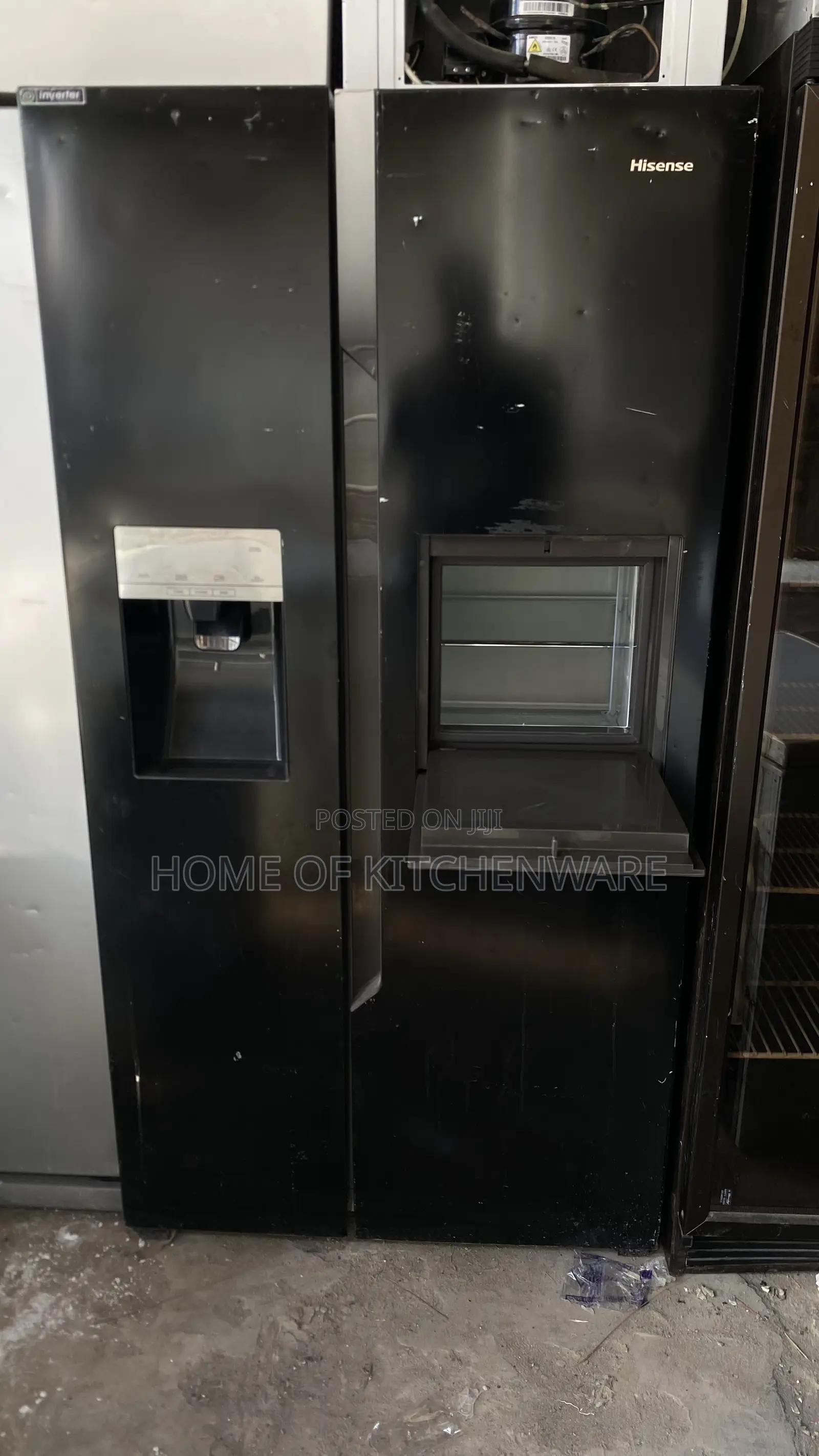 Hisense Side by Side Refrigerator With Ice and Water Dispenser