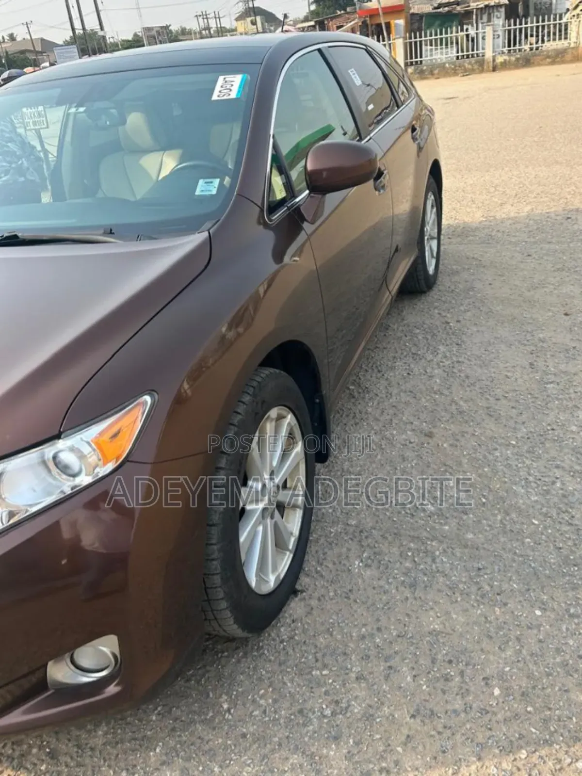 Toyota Venza 2010 Brown