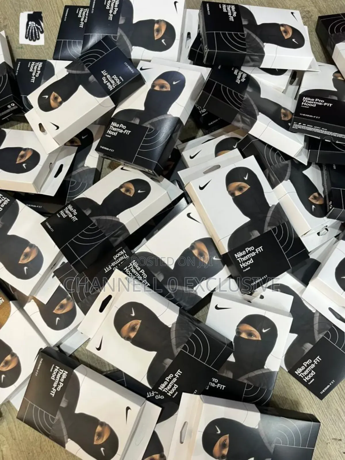Brand New Unisex Nike Mask