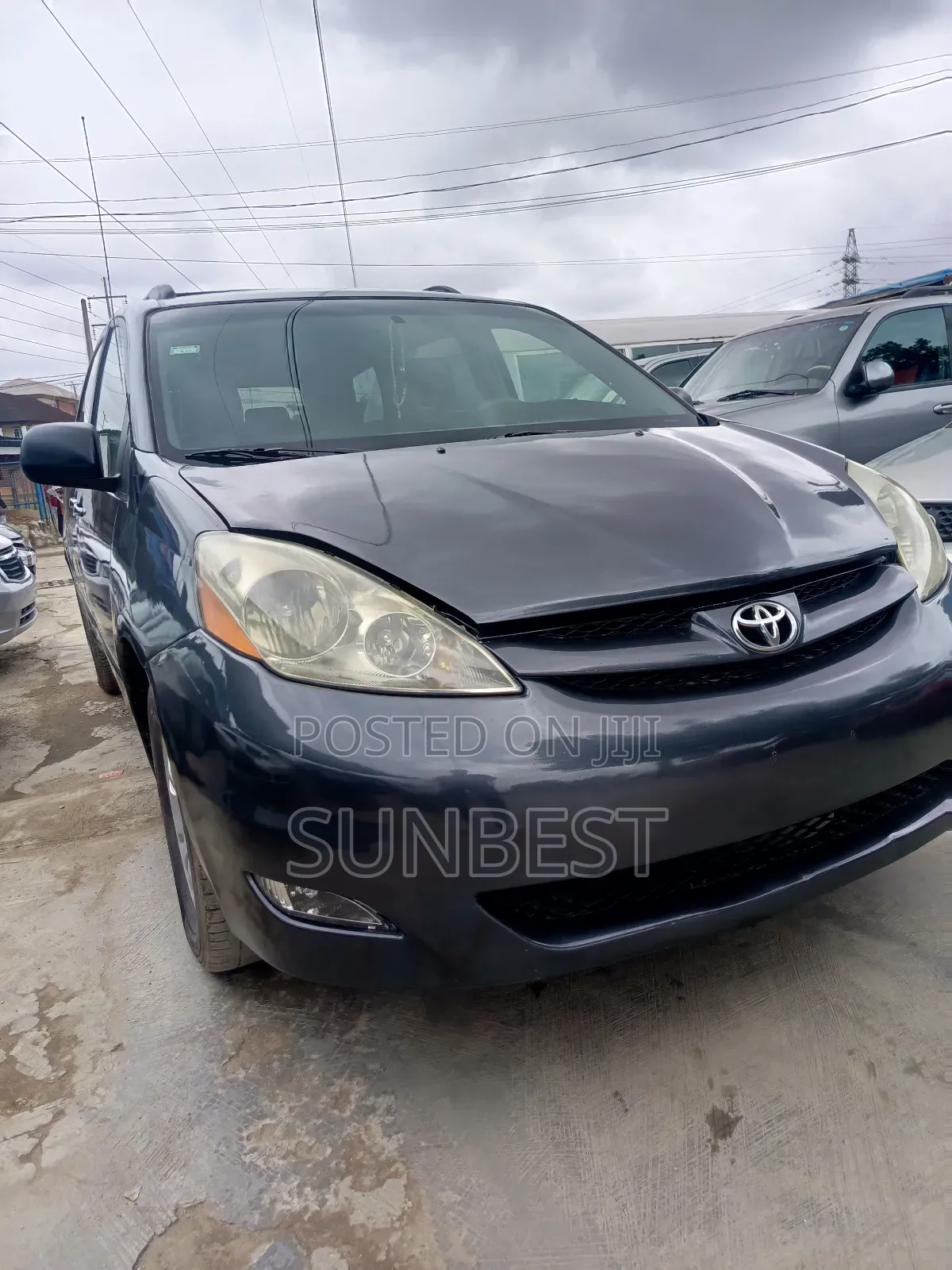 Toyota Sienna LE FWD 2006