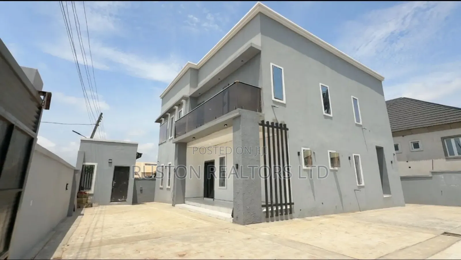 4bdrm Duplex in Ibadan for sale