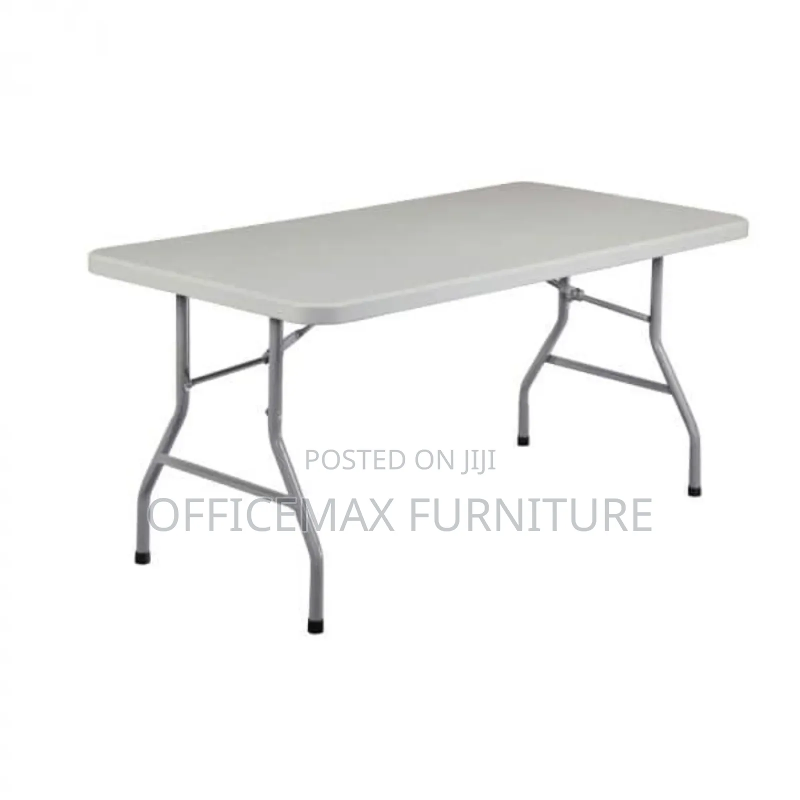 Round Banquet Table