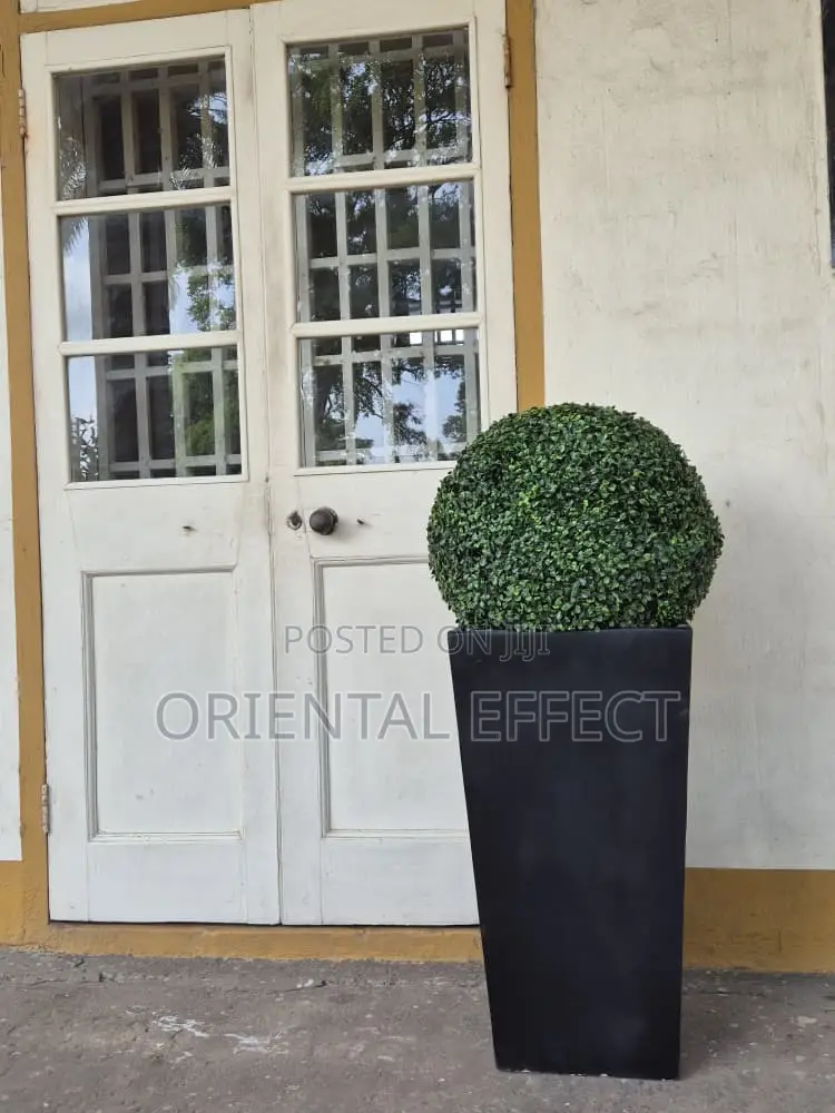 Artificial Big Ball Plant