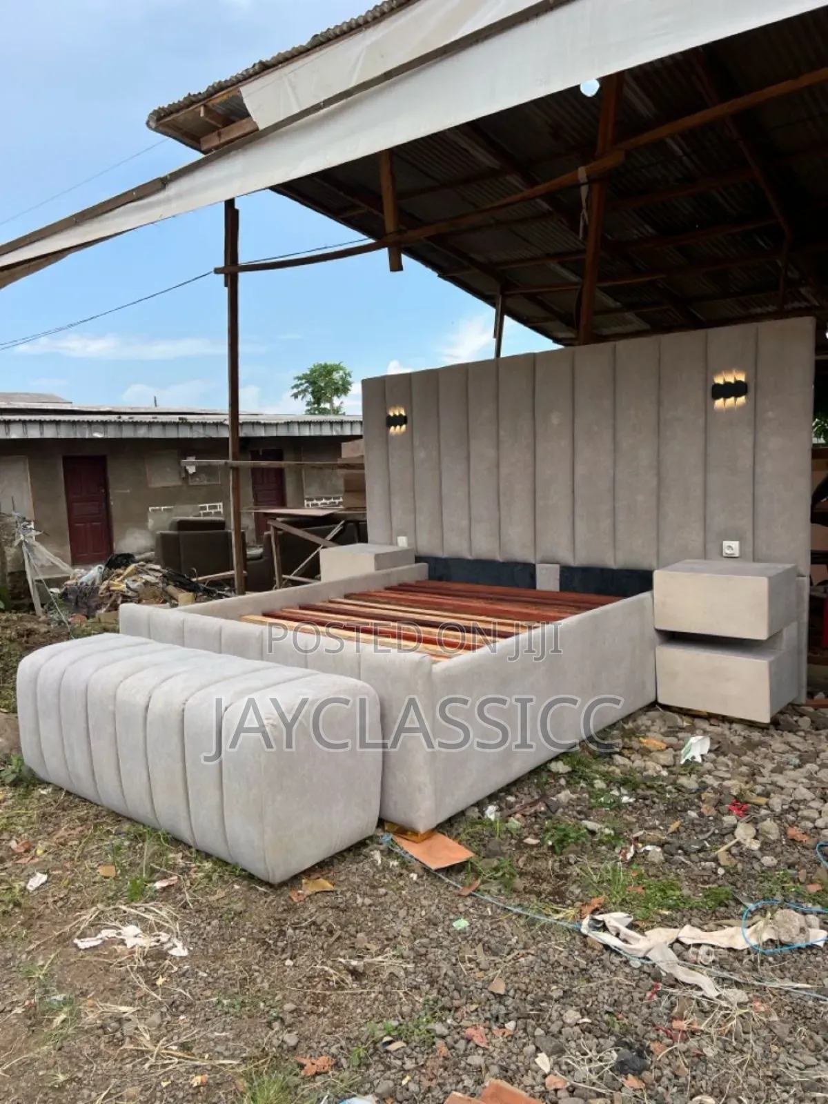 6x6 Padded Bedframe