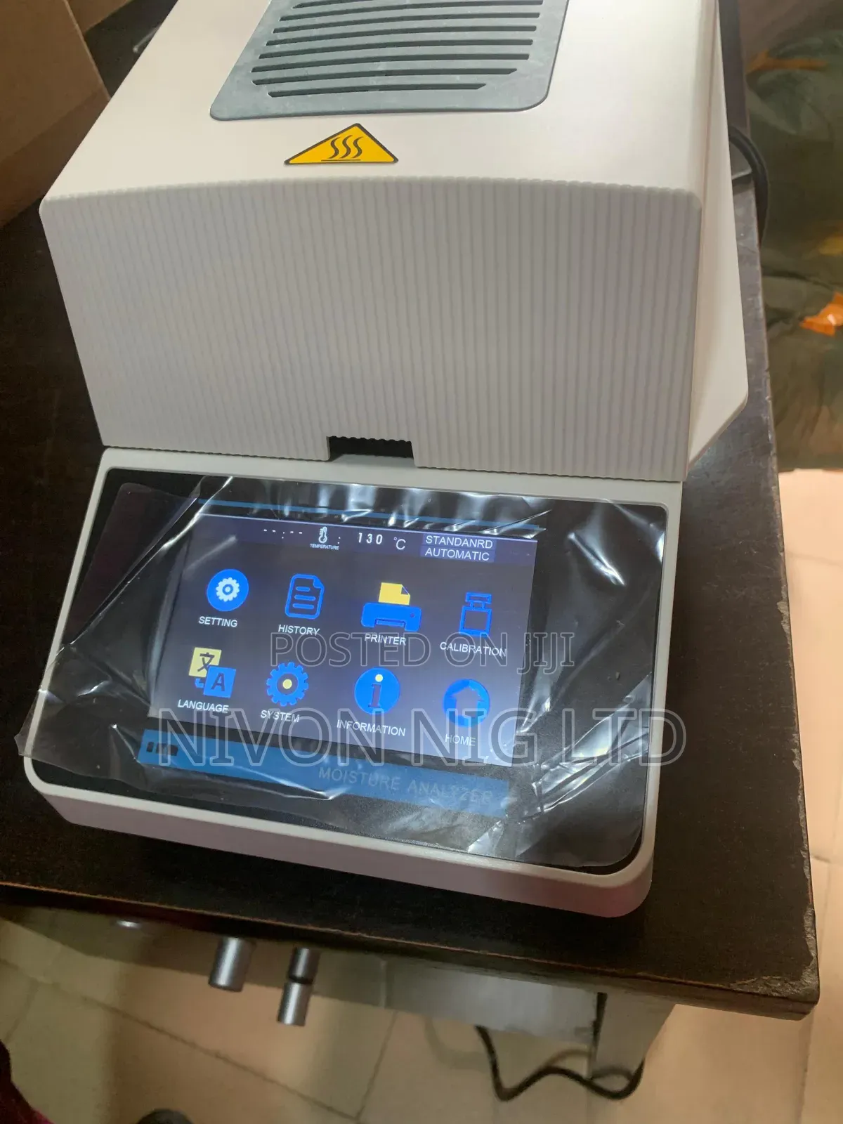 Moisture Analyser