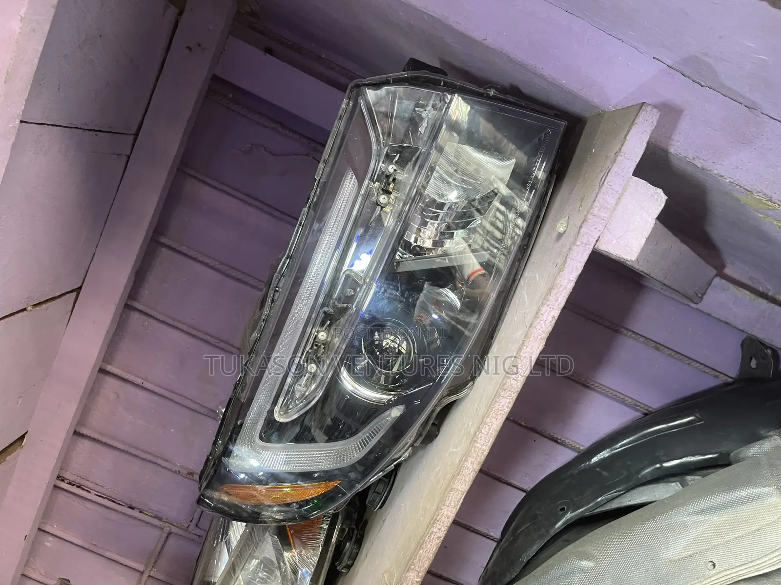 Headlight Passport 2019 Model