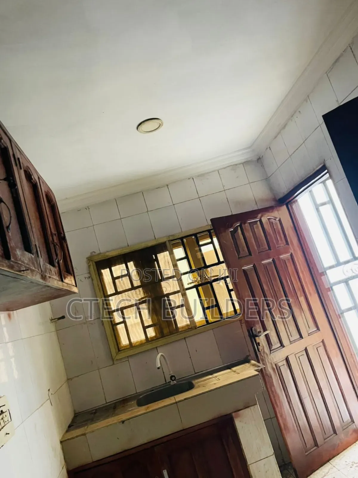 2bdrm Block of Flats in Benin City for rent