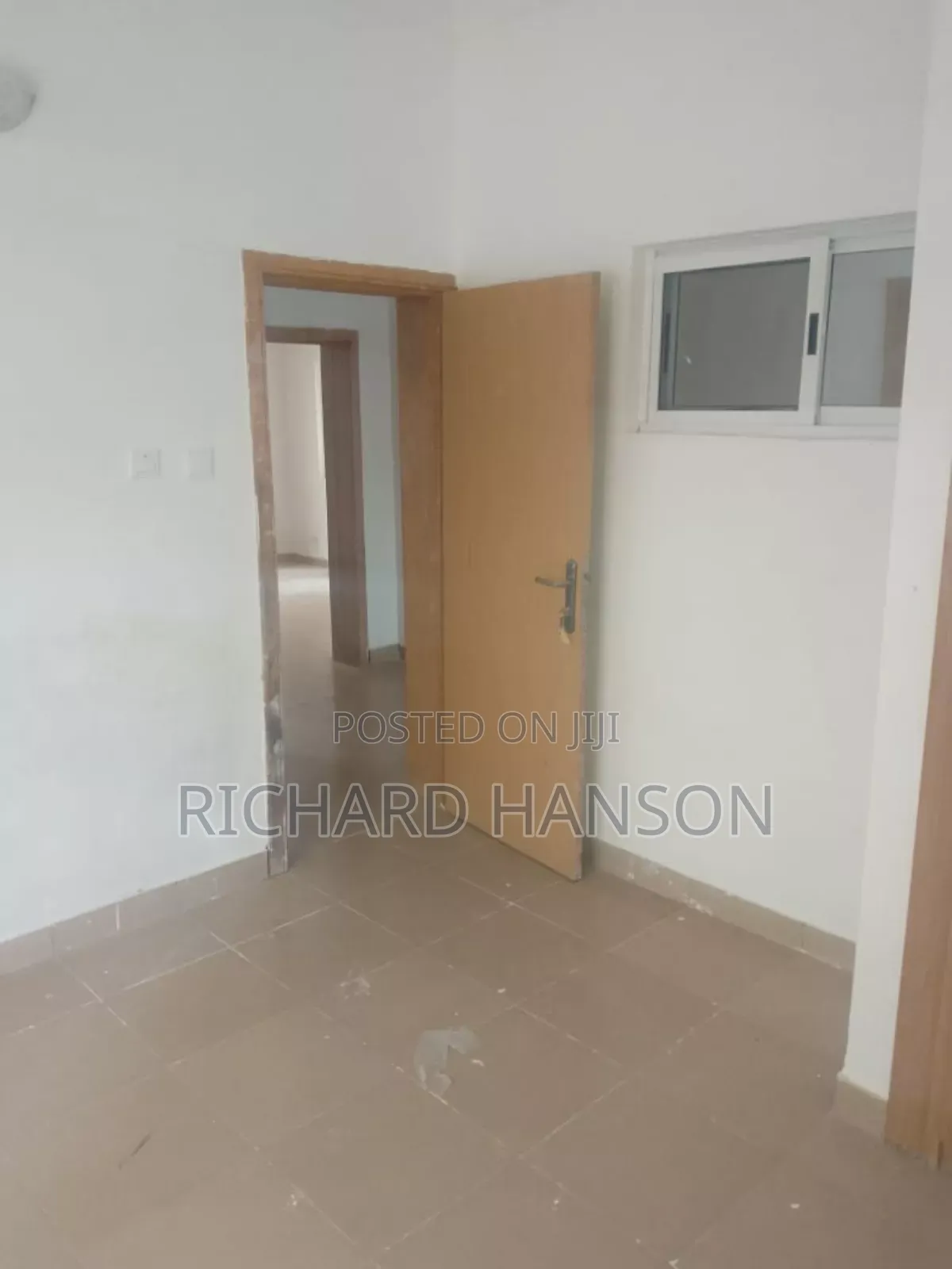 3bdrm Apartment in Shoprite Sangotedo for rent