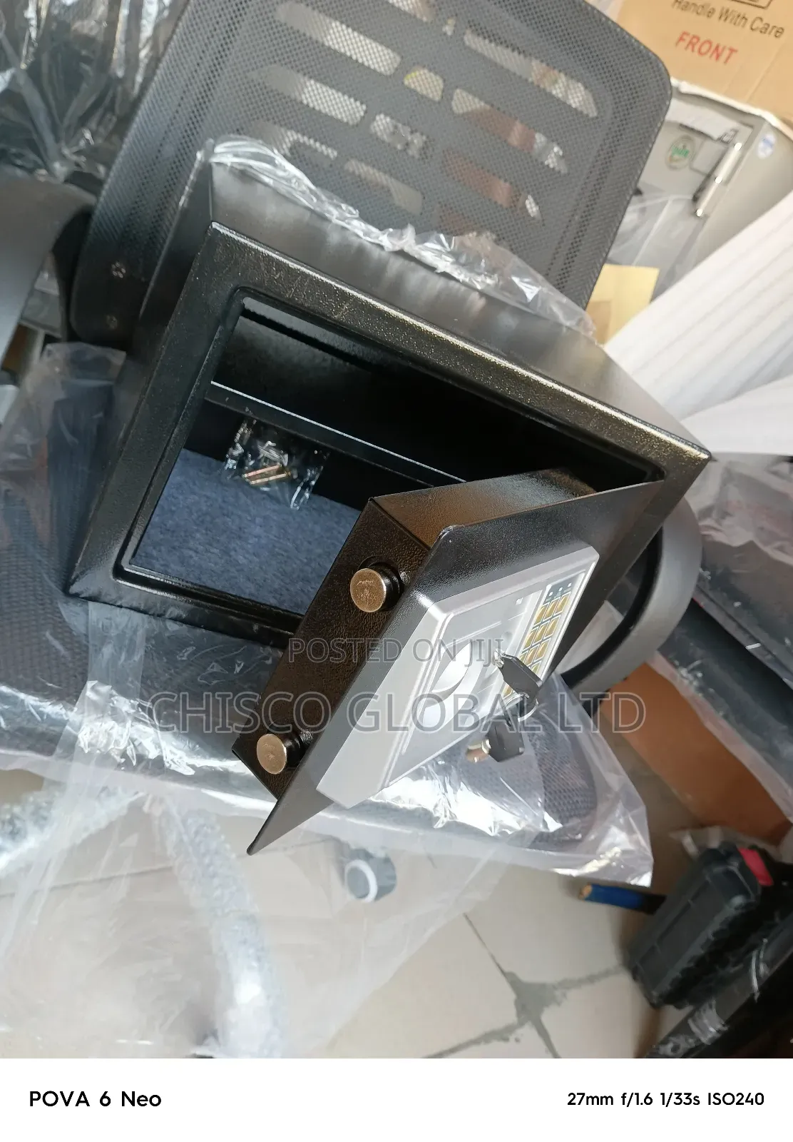 Digital Safe Box {E25e}