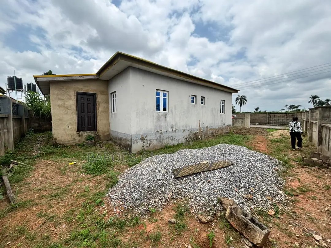 3bdrm Bungalow in Praise Court Estate,, Abeokuta South for sale