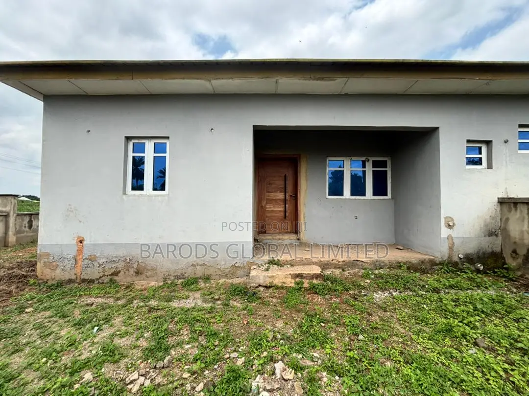 3bdrm Bungalow in Praise Court Estate,, Abeokuta South for sale