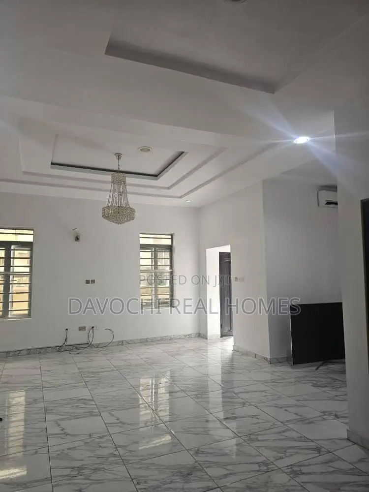 4bdrm Duplex in Ikate for rent