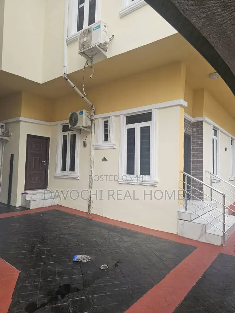 4bdrm Duplex in Ikate for rent