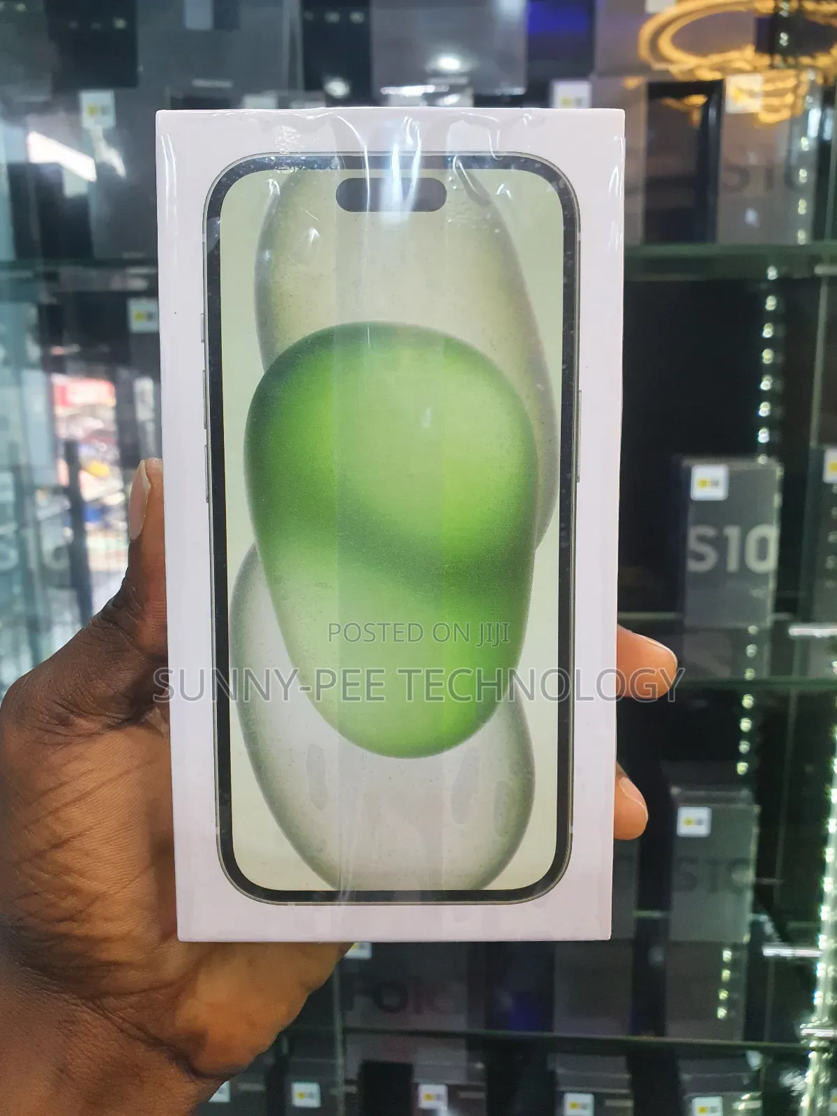 New Apple iPhone 15 128 GB Green