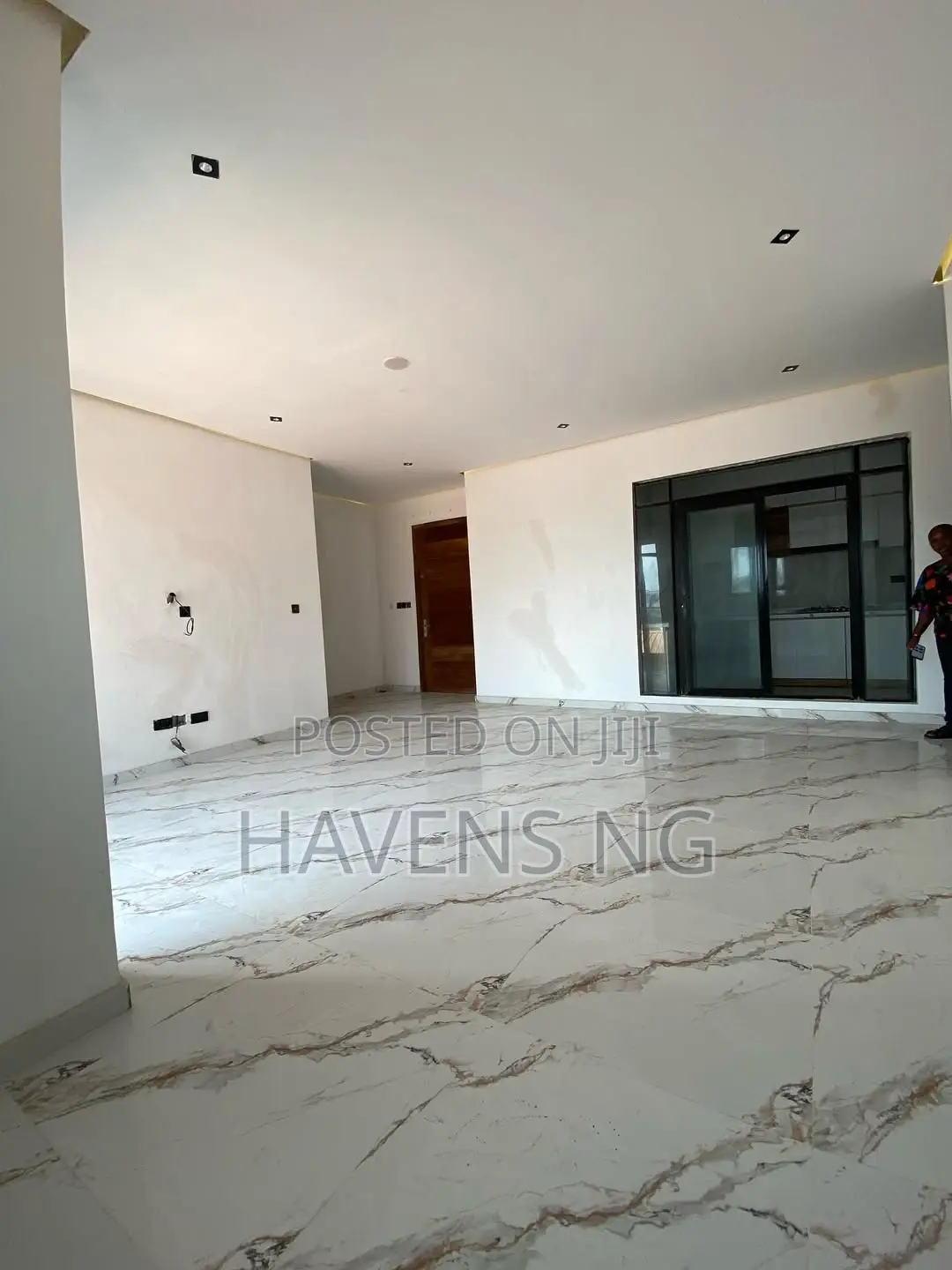 2bdrm Apartment in Ikate for sale